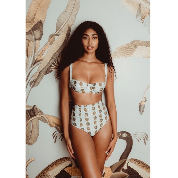 CAROLINA K BIKINI SET | Carmel Shell Bikini Set NWT (SIZE Top M, Bottom L)